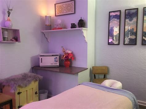9922 Favorite Boise-Meridian North West corner Overland & Eagle Book Now Massage Rates Membership Gift Cards Careers Articles Contact Us Experience Aromatherapy. . Massage nampa
